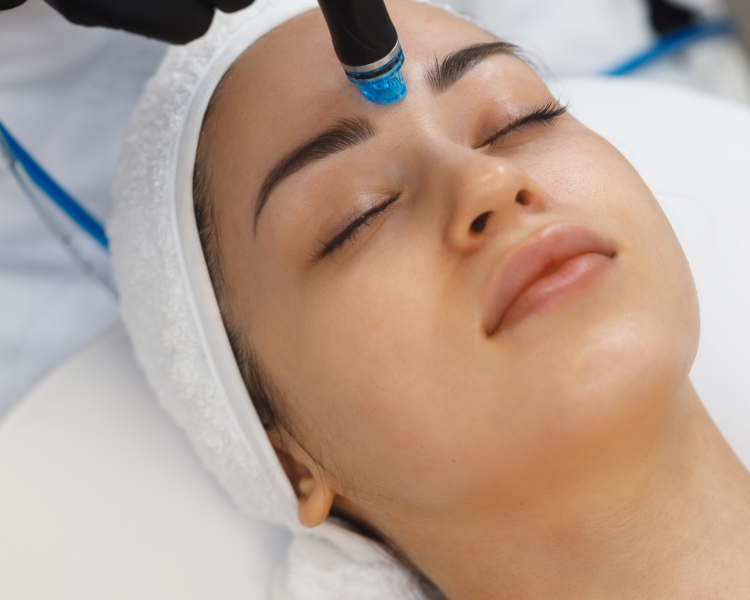 DERMAPEN CÉLULAS MADRE