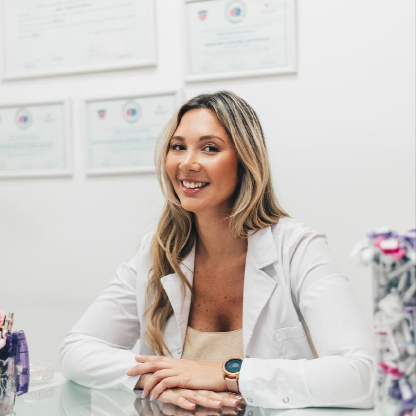 DRA. MARIA CETKOVICH