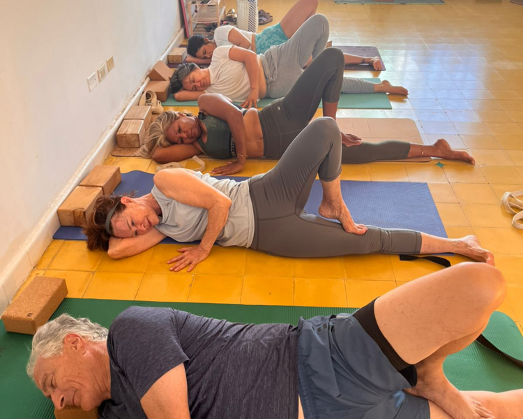 Sesión Yoga Restaurativo