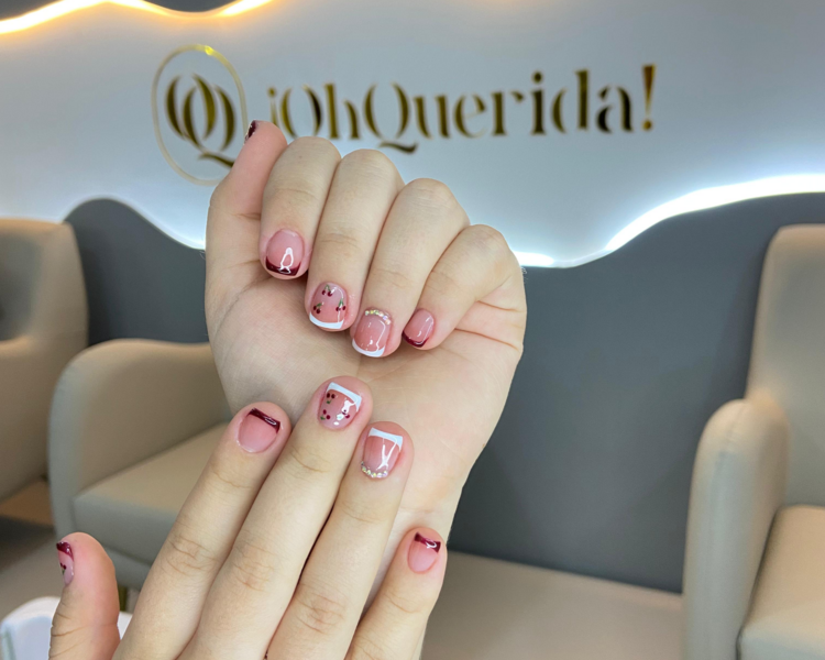 Manicure semipermanente mujer