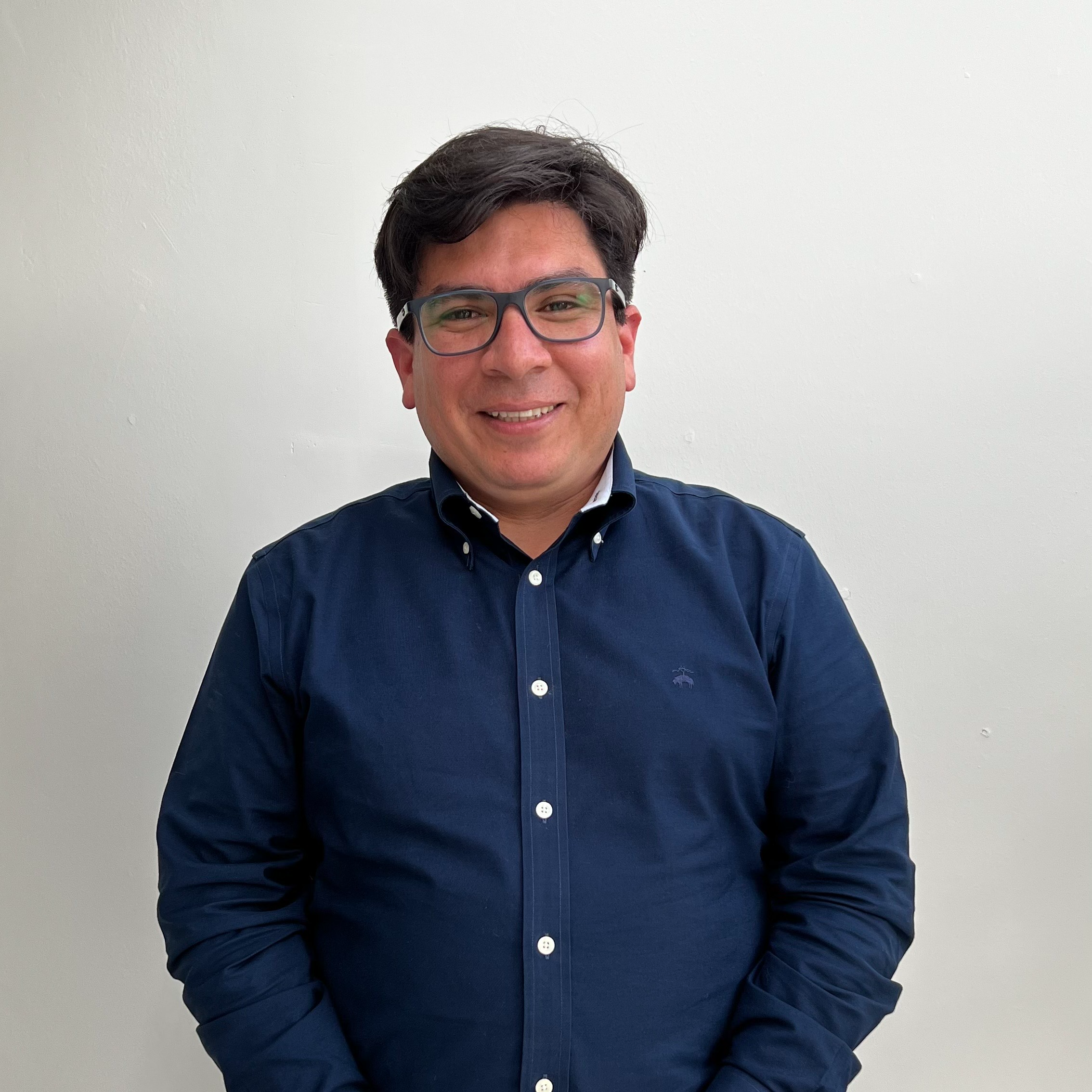 José Vásquez ( Psicólogo )