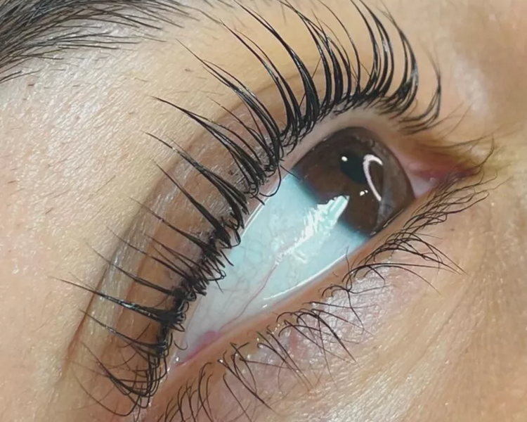 ONDULADO DE PESTAÑAS