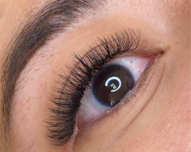 Volumen Tecnológico Lash Club