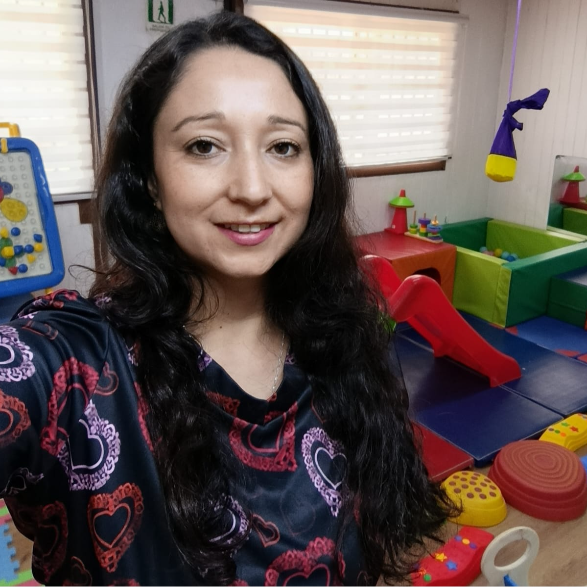 KINESIOLOGA  María Carmen 