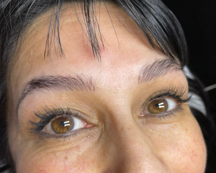 Extensión de pestañas clásicas