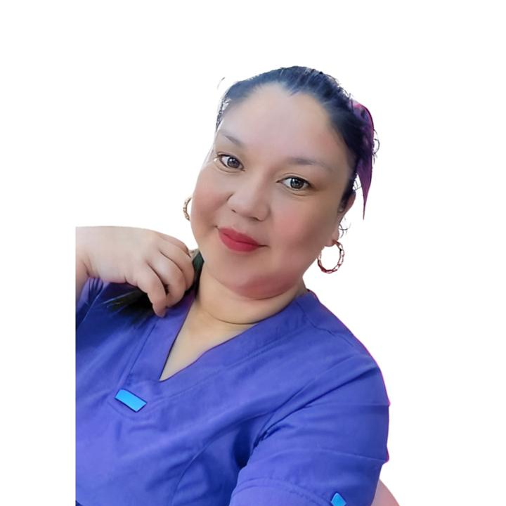 Julieth (Manicurista)