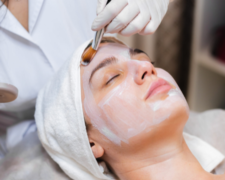 Limpieza facial hidraglow