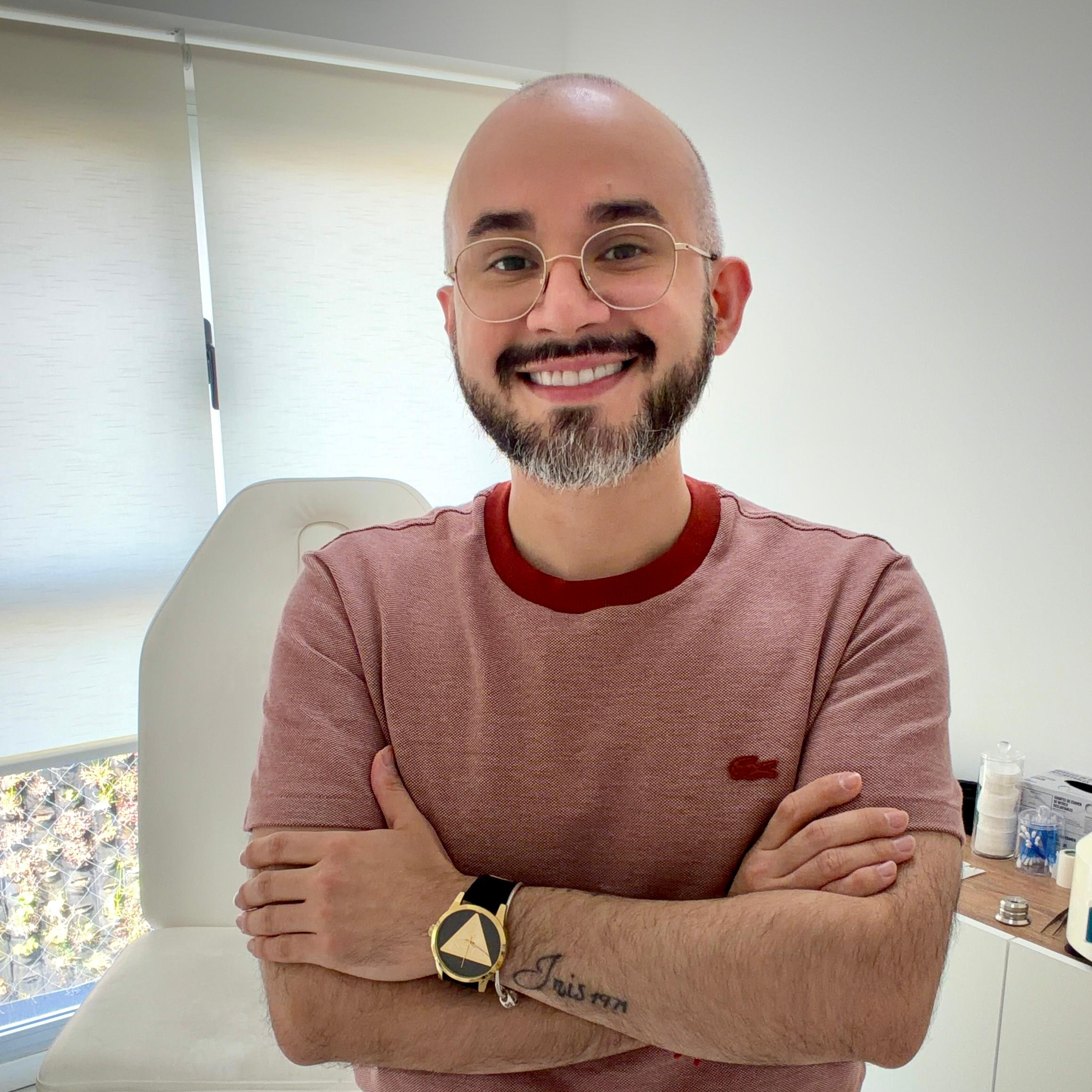 Dr. Jesús A. Medina