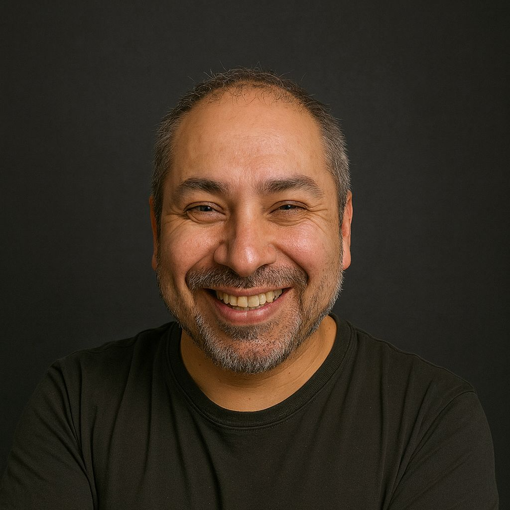 Vocal Coach Samy Cisternas