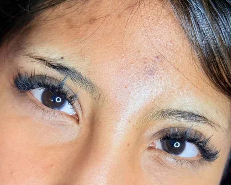 EXTENSIÓN DE PESTAÑAS: Efecto Personalizado (hawaiano, rimel, wispy, etc.)