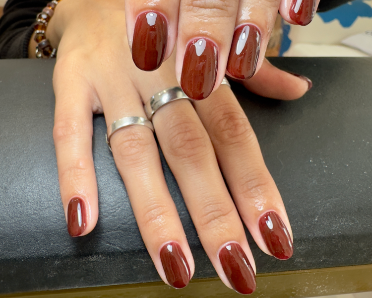 Manicuria tradicional lisa 