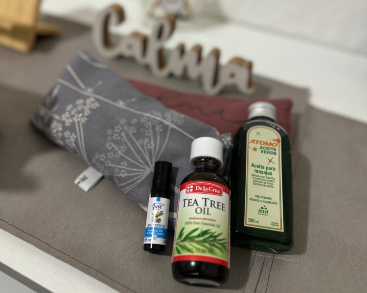 Masaje relajante completo (cuerpo, rostro y cabeza)