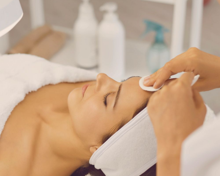 Vita Aqua (limpieza facial con shock de hidratacion) (paso 2)