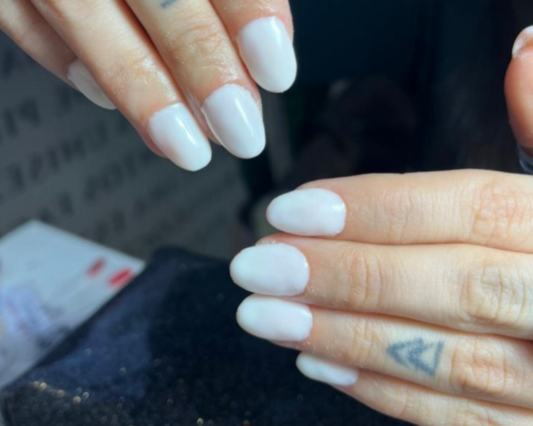 💎 Capping – Refuerzo invisible, uñas más fuertes