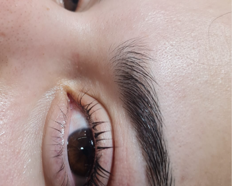 LIFFTING DE PETAÑAS 