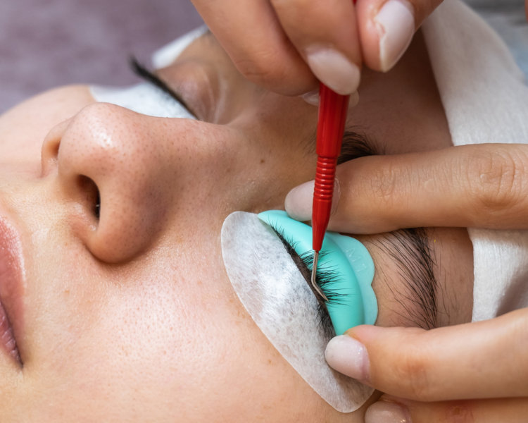 Lifting de pestañas sin tinte