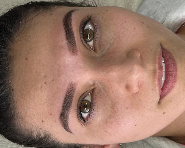 diseño y depilacion hindu con sombreado temporal