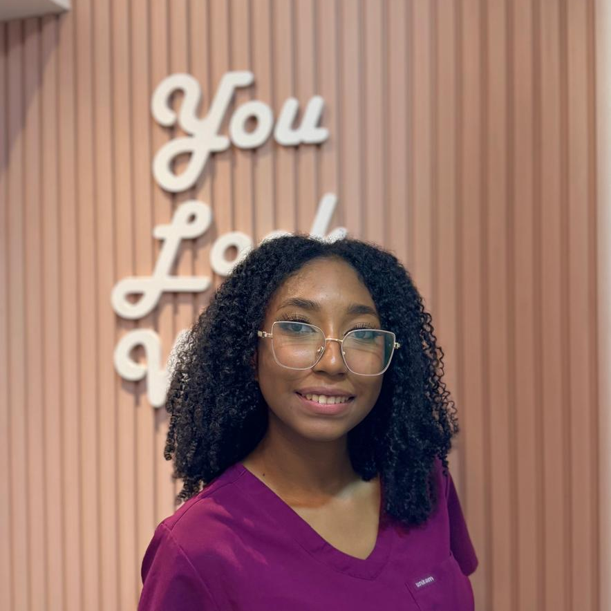 Lic. Natalie Escobar Caicedo