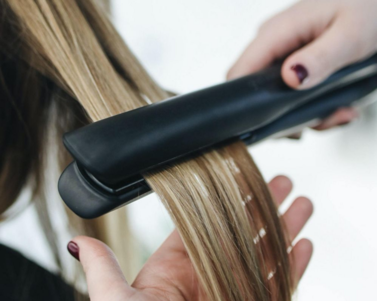 BRUSHING + PLANCHITA