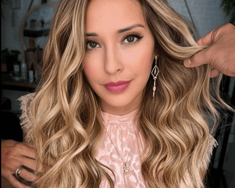 Perfect Blond  (iluminación nivel: +4)  con Alex