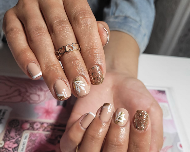 Esmaltado Permanente un solo tono incluye Glitter