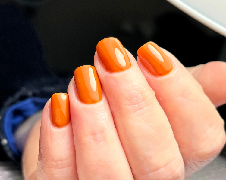  Manicure semipermanente