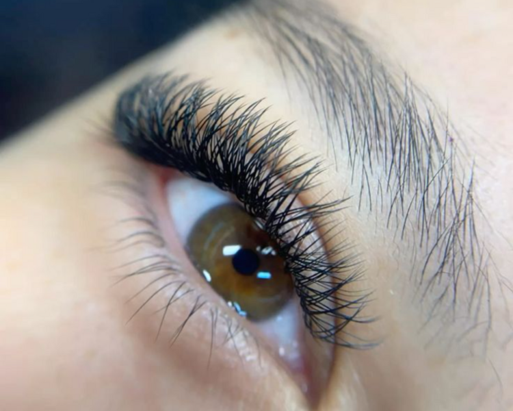 Subtle Lashes