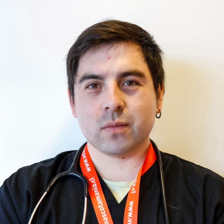 Mv. Álvaro Sandoval 