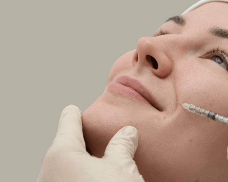 HIDRATACIÓN CON ACIDO HIALURÓNICO