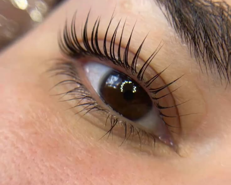 Lifting de Pestañas PRO: Nutrición + Botox + Hidratación Pro Elixir