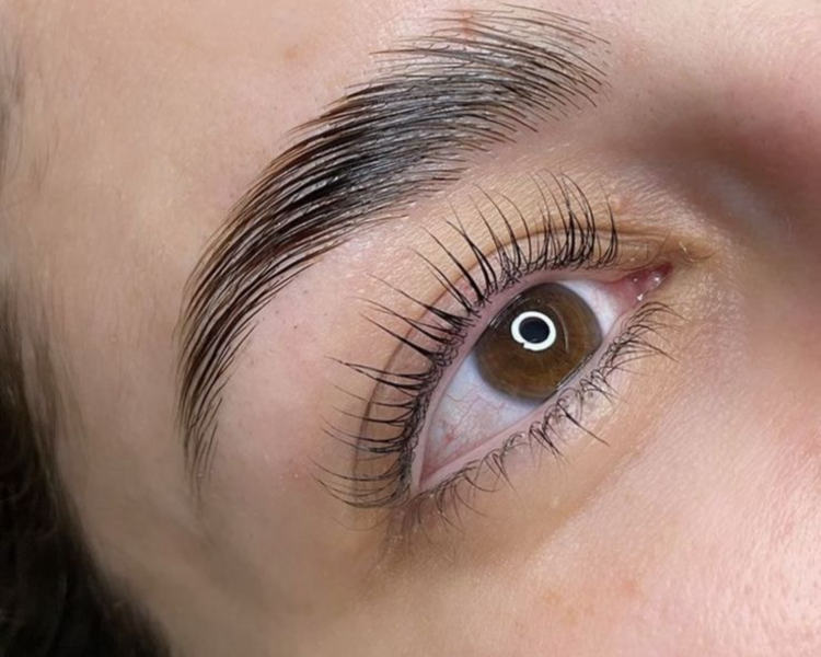 Lifting de Pestañas PRO+ Laminado + Spa de Cejas (Diseño y Perfilado)