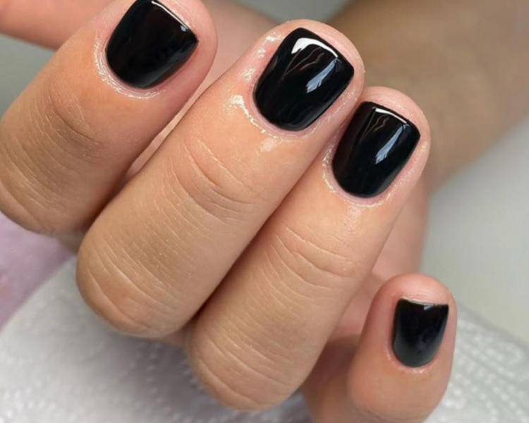 Manicuria Tradicional 