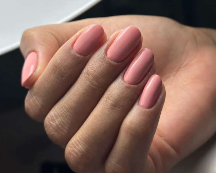 Kapping Polygel + Semipermanente Liso (Incluye 2 diseños)