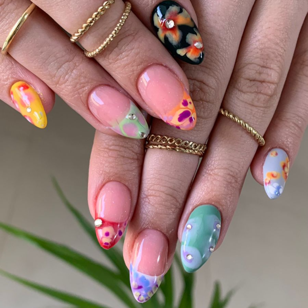 Service de esculpidas + esmaltado semi + full nail art