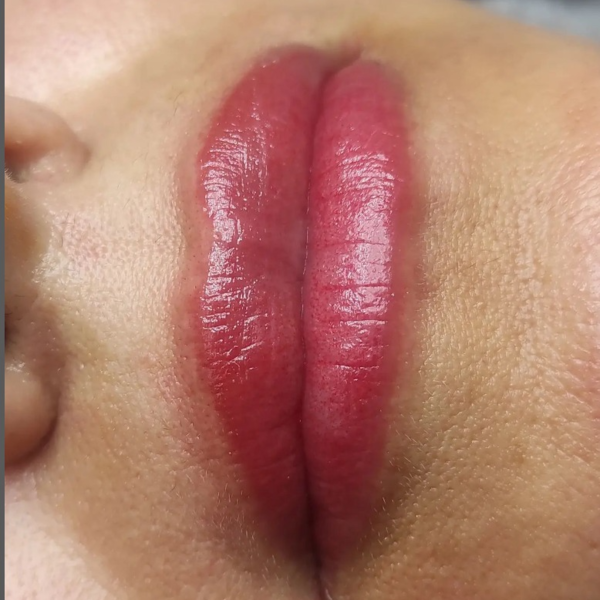 Micropigmentacion de Labios con retoque