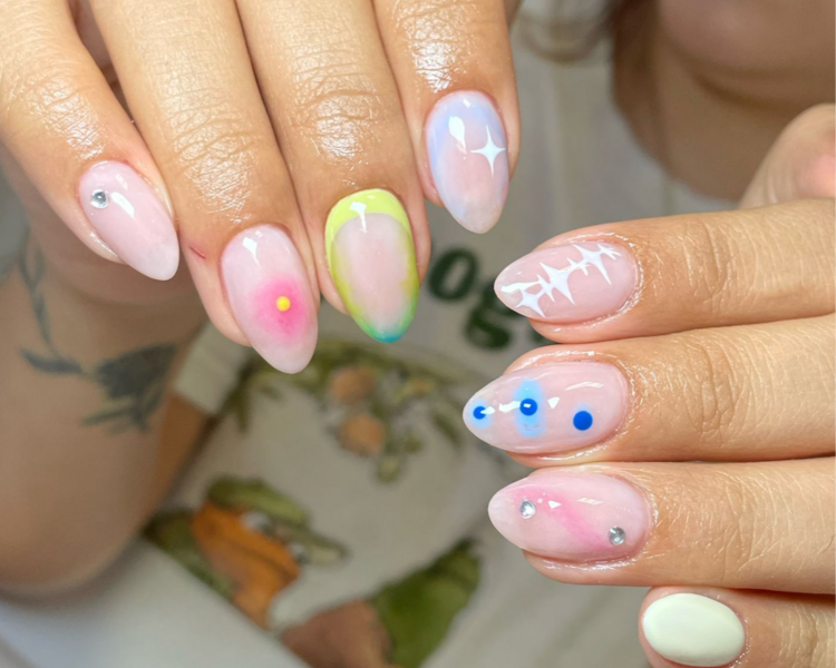 Baño de acrílico con diseño elaborado