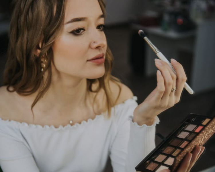 Clase de Automaquillaje 