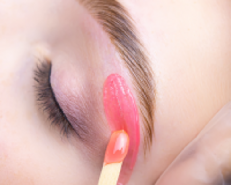 Depilaciòn de cejas