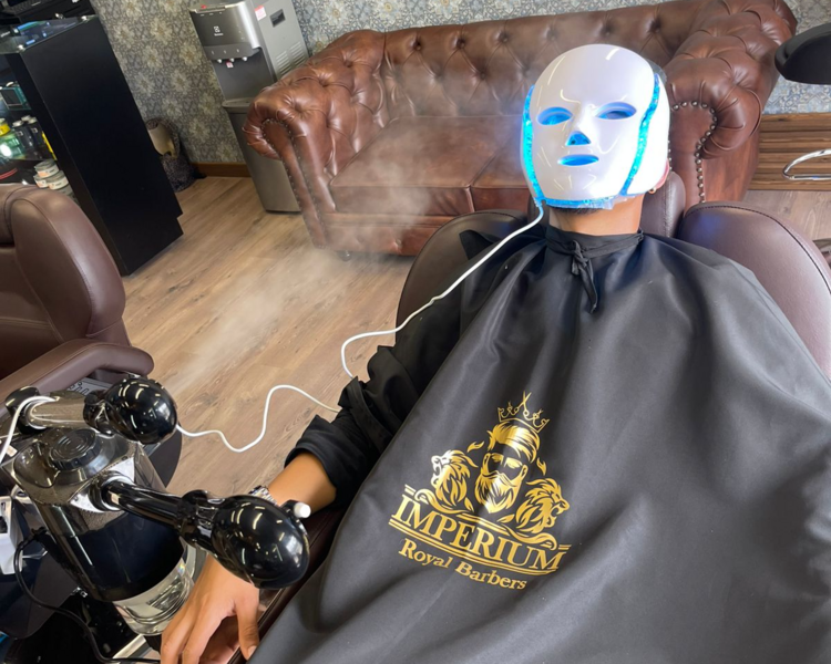 Corte de cabello + Mascarillas naturales + Hidratación  y exfoliación  