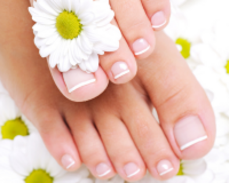 Pedicura Spa con Gel y Francés
