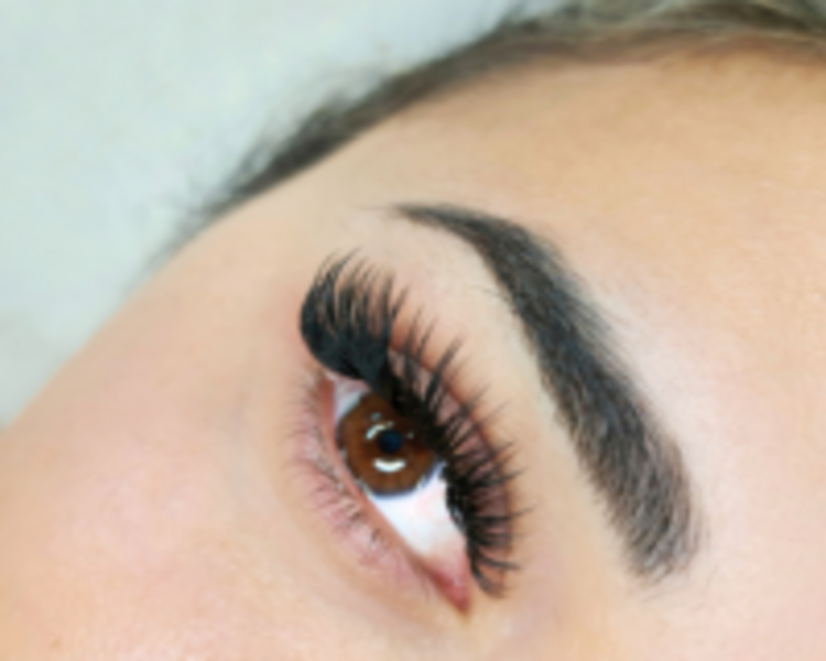 Extensiones Efecto  Fantasía (color y pedrería)