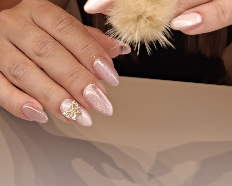 Esculpidas (belleza de manos + esculpidas + esmaltado semi)