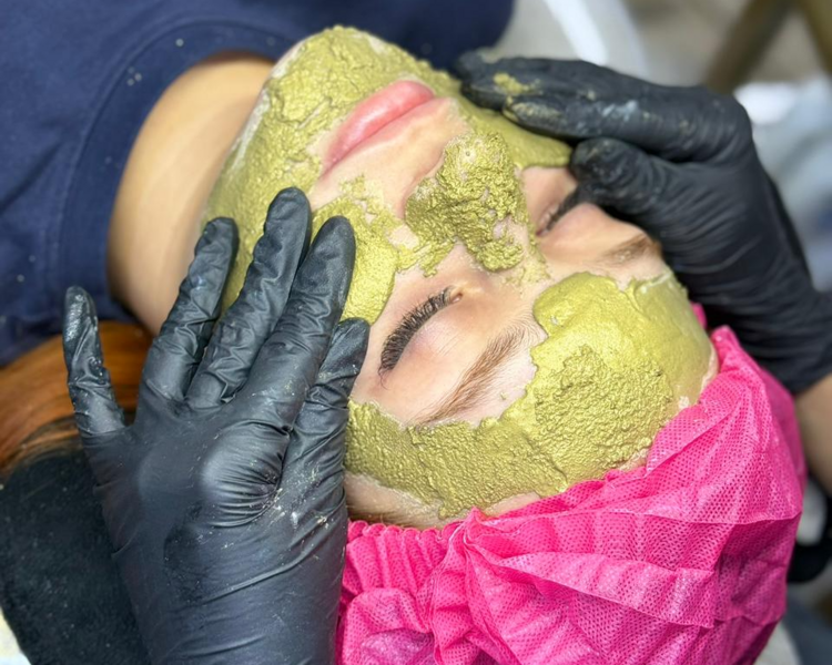 Limpieza facial profunda