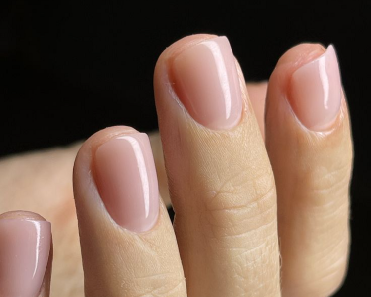 manicura semipermanente natural (base + top coat)