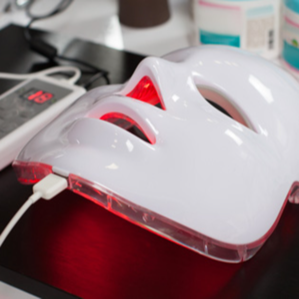 Mascarilla LED