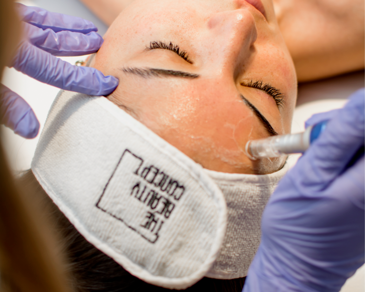 Limpieza Facial Profunda + Fototerapia LED