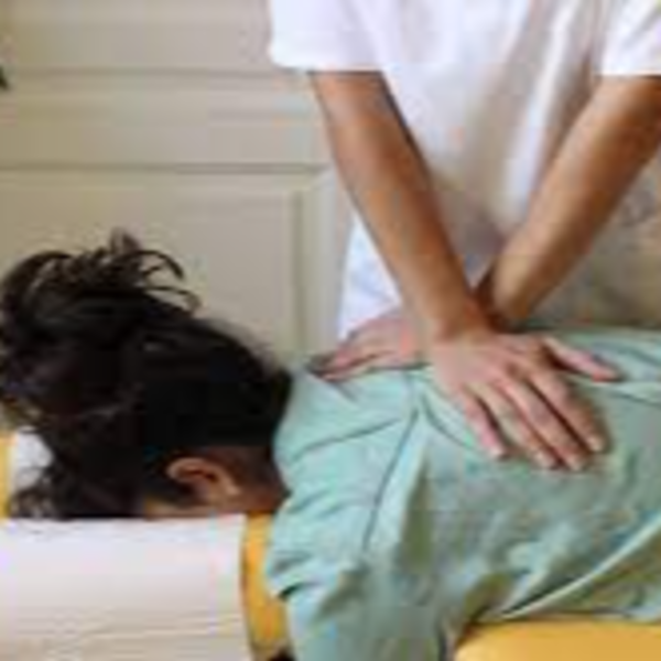 AJUSTES QUIROPRACTICOS