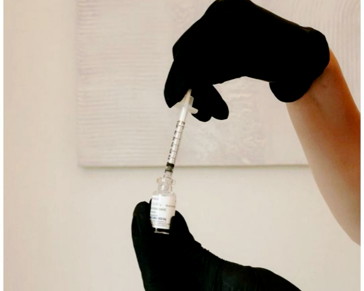 Toxina botulínica 1/3 superior.