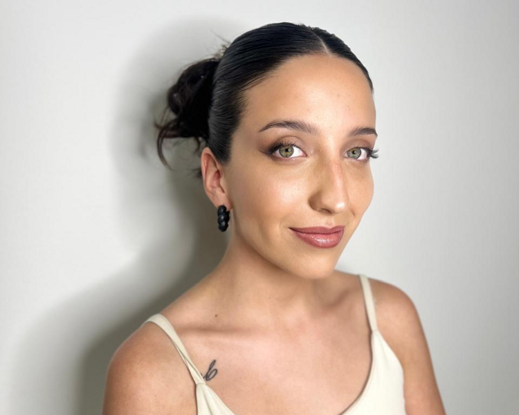 MAQUILLAJE INVITADA EN ESTUDIO