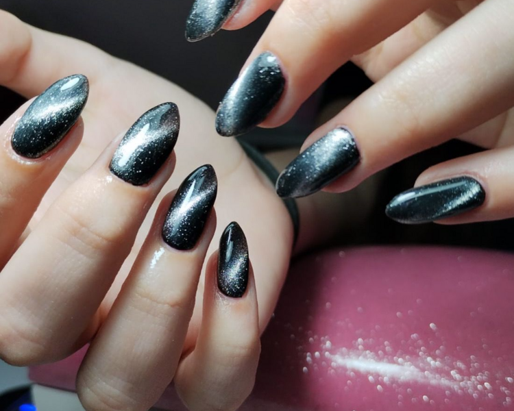 Semipermanente de manos con french o full nailart